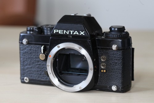 Pentax 35mm slr film camera - film,