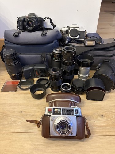 Big camera and - lens, bundle